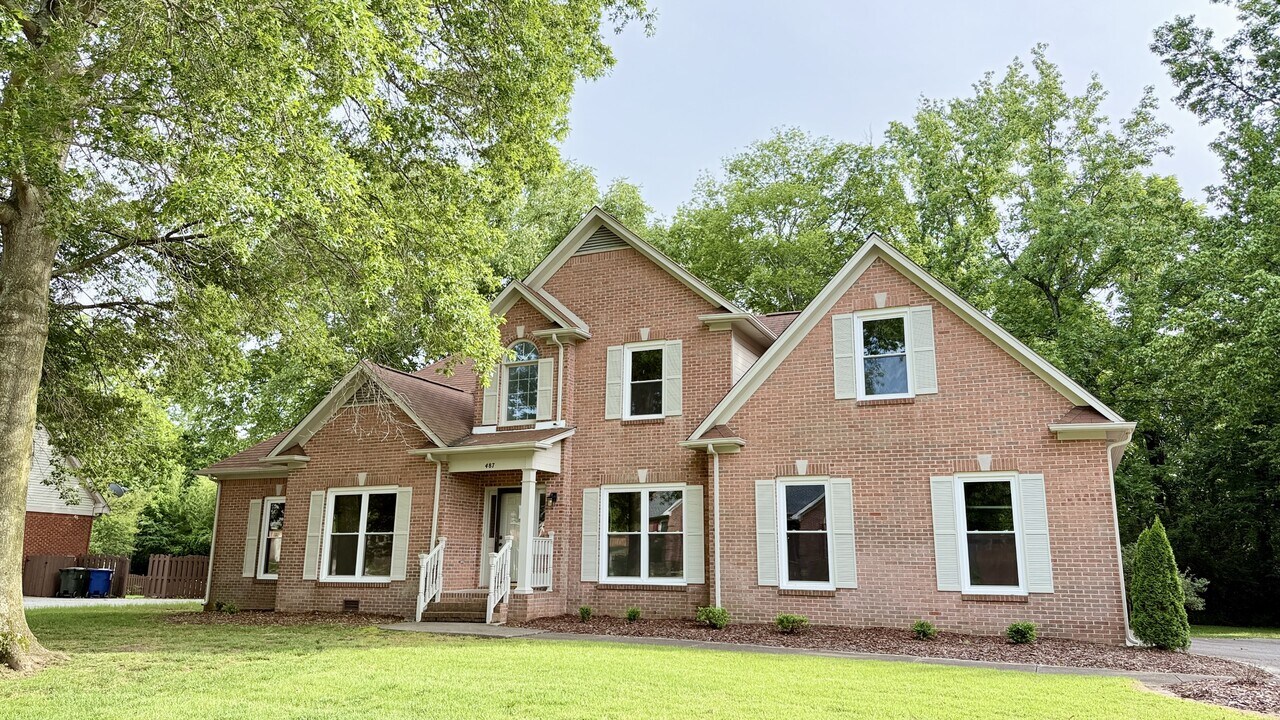 487 Highland Dr in Madison, AL - Building Photo