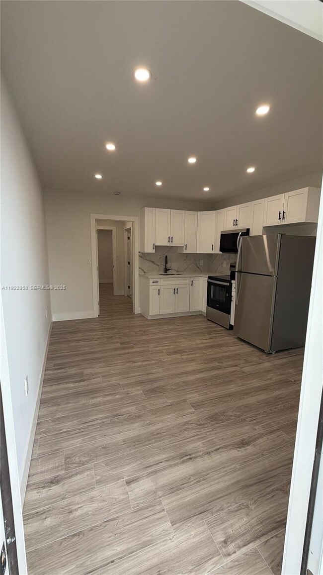 935 Jefferson Ave in Miami Beach, FL - Building Photo - Building Photo