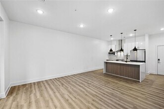 112 Rogers St NE in Atlanta, GA - Building Photo - Building Photo