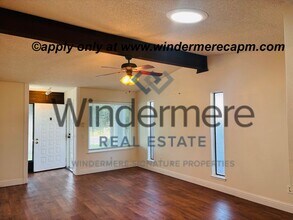 3120 Explorer Dr in Sacramento, CA - Building Photo - Building Photo