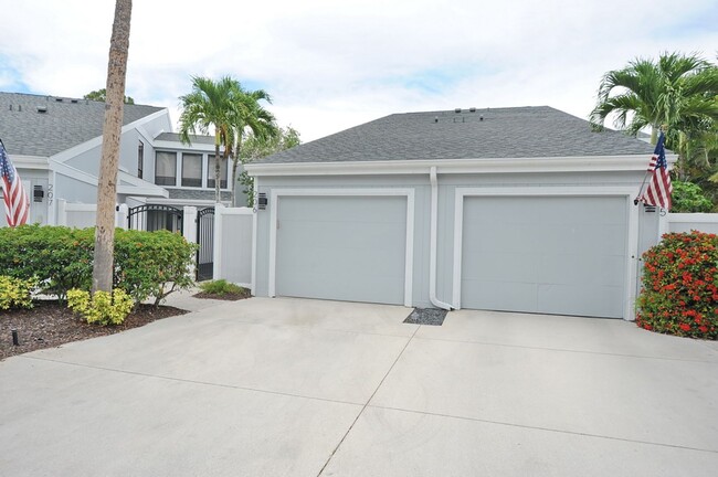 property at 206 Woodshire Ln