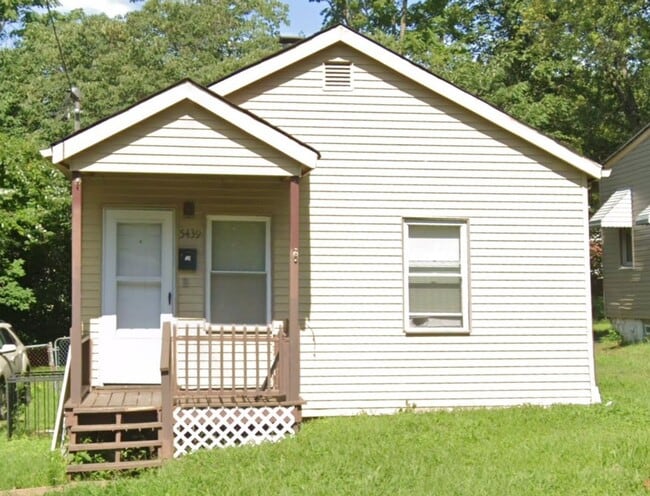 property at 5439 Hodiamont Ave