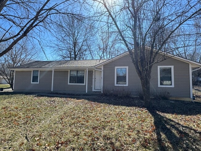 property at 12 SE 190 Rd