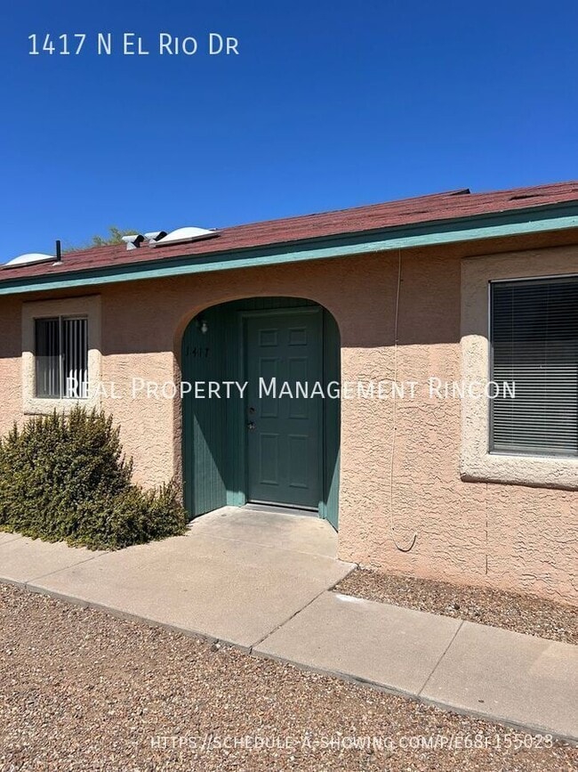 1417 N El Rio Dr