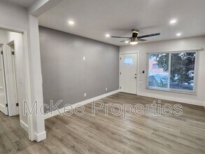 1660 Cable St in San Diego, CA - Building Photo - Building Photo