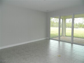 3919 Crosswater Dr in North Fort Myers, FL - Building Photo - Building Photo