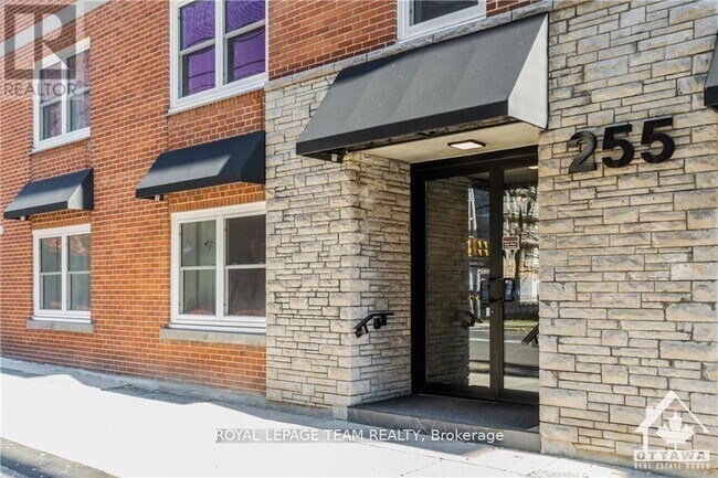 property at 255 Metcalfe St