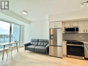 3429 Sheppard Ave E in Toronto, ON - Building Photo - Building Photo