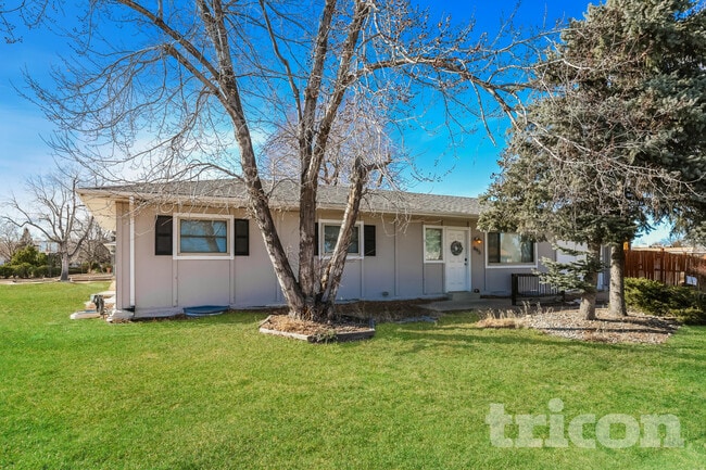 property at 895 S Garrison St