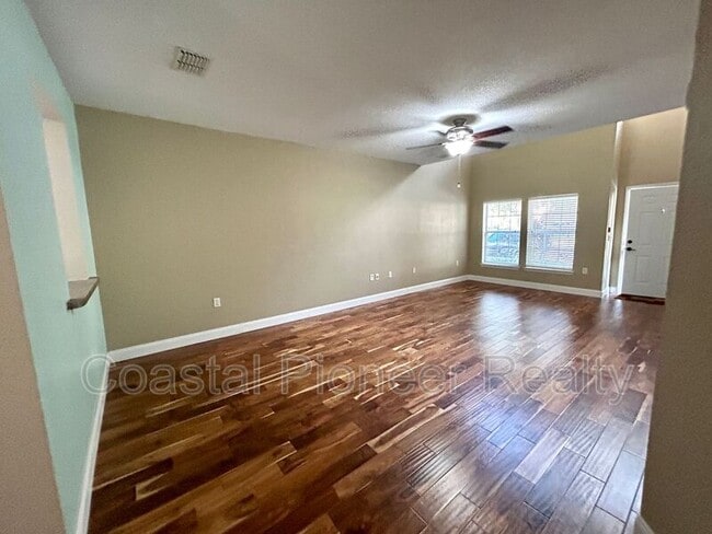 6211 Ashbury Palms Dr in Tampa, FL - Building Photo - Building Photo