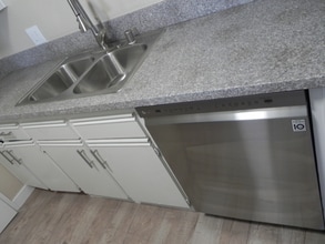 8602 Chapman Ave in Garden Grove, CA - Building Photo - Building Photo