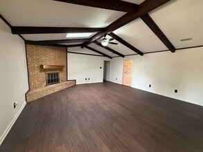 1221 Trailwood Ln in Longview, TX - Building Photo - Building Photo