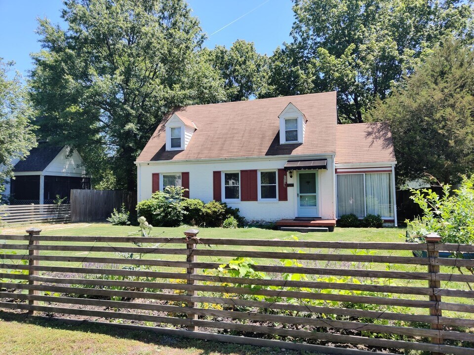 7217 Margaret Ave in Richmond, VA - Building Photo