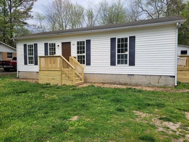 property at 124 Meadowbrook Dr