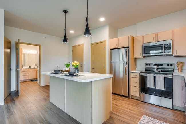 City East Apartments in Green Bay, WI - Building Photo - Interior Photo