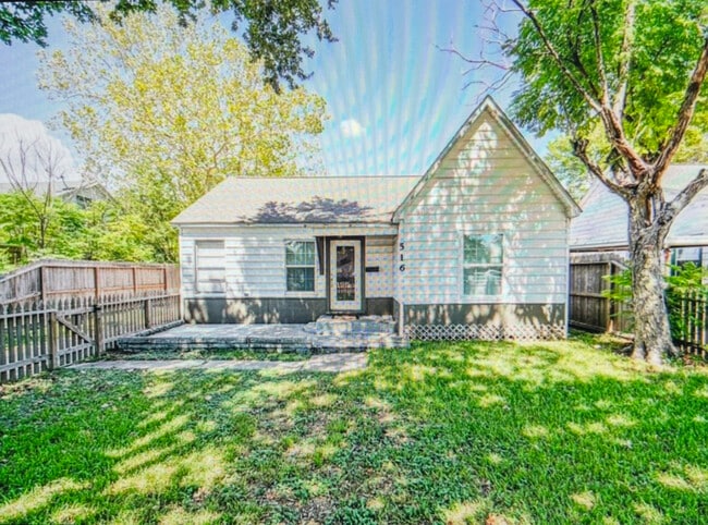 property at 516 Scott St