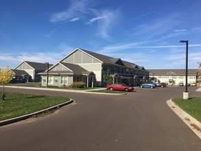 The Landing Apartments in Chippewa Falls, WI - Foto de edificio - Building Photo