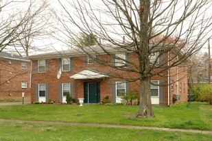 2503 Hermitage Way Apartments