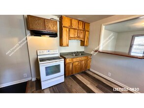 1303 N Gladstone Ave in Indianapolis, IN - Building Photo - Building Photo