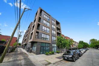 2342 W Adams St in Chicago, IL - Building Photo - Building Photo