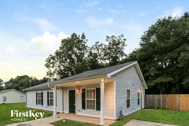 1078 Old Powder Springs Rd SW in Mableton, GA - Building Photo - Building Photo