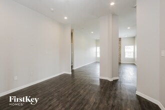 1633 Mockingbird Ln in Desoto, TX - Building Photo - Building Photo