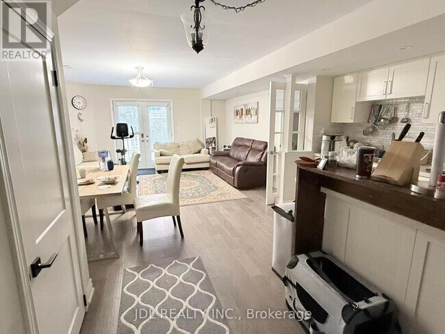 122 Mistysugar Trail in Vaughan, ON - Building Photo - Building Photo