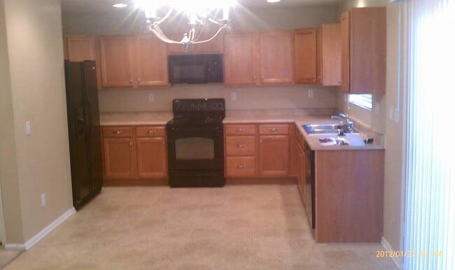 2512 Sierra Springs Dr in Colorado Springs, CO - Building Photo - Building Photo