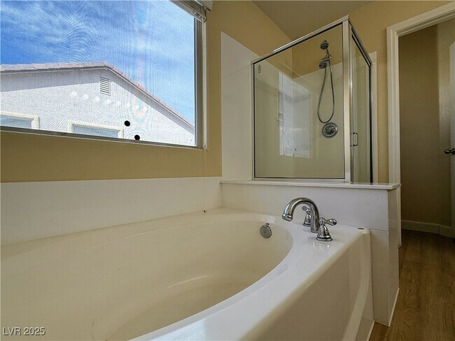 5128 1st Sun St in North Las Vegas, NV - Building Photo - Building Photo