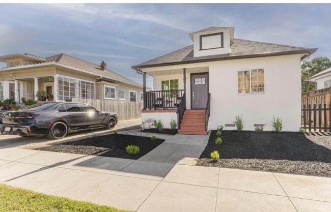 property at 735 Locust St