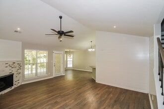 8331 Grayce Dr in Southaven, MS - Building Photo - Building Photo