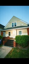 319 E Streicher St in Toledo, OH - Building Photo