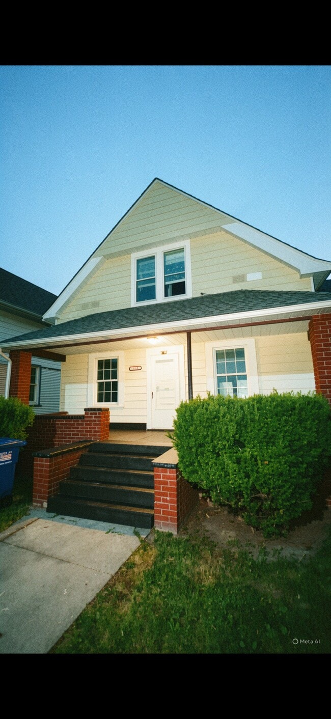 property at 319 E Streicher St