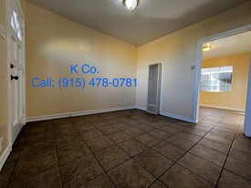 2820 Fort Blvd, Unit 2 in El Paso, TX - Building Photo - Building Photo