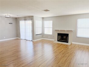 2062 Club Crest Way in Henderson, NV - Building Photo - Building Photo