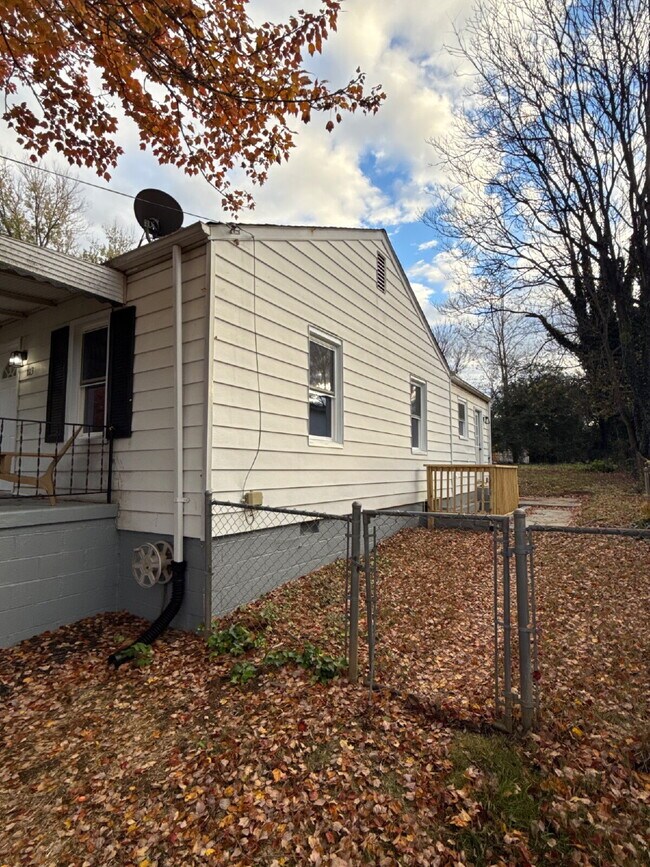 1113 Brandon Rd in Lynchburg, VA - Building Photo - Building Photo