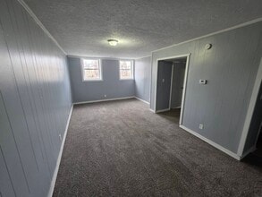 107 S Church St in Brooklyn, IN - Building Photo - Building Photo