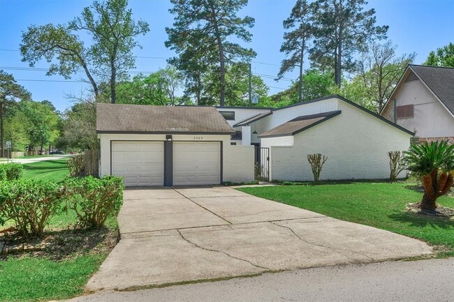 property at 3503 Dawnwood Dr