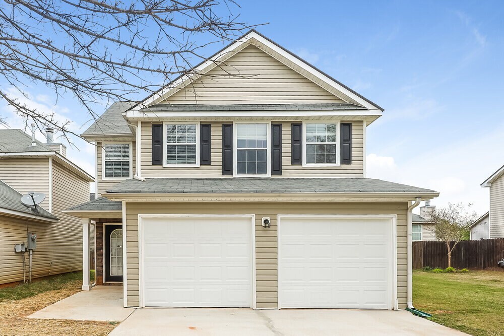 310 Barshay Dr in Covington, GA - Building Photo