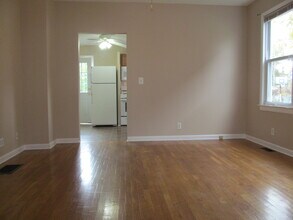 16 Codington St, Unit 1 in Raritan, NJ - Building Photo - Building Photo