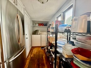 234 Pearl St, Unit 2 in Cambridge, MA - Foto de edificio - Building Photo