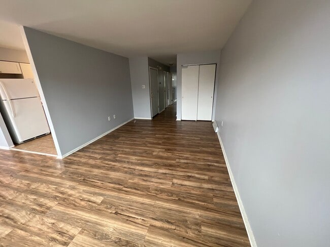 4714 St Denis Dr in Philadelphia, PA - Building Photo - Building Photo