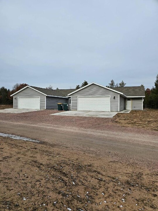 14514 State Hwy 13 in Wisconsin Rapids, WI - Building Photo