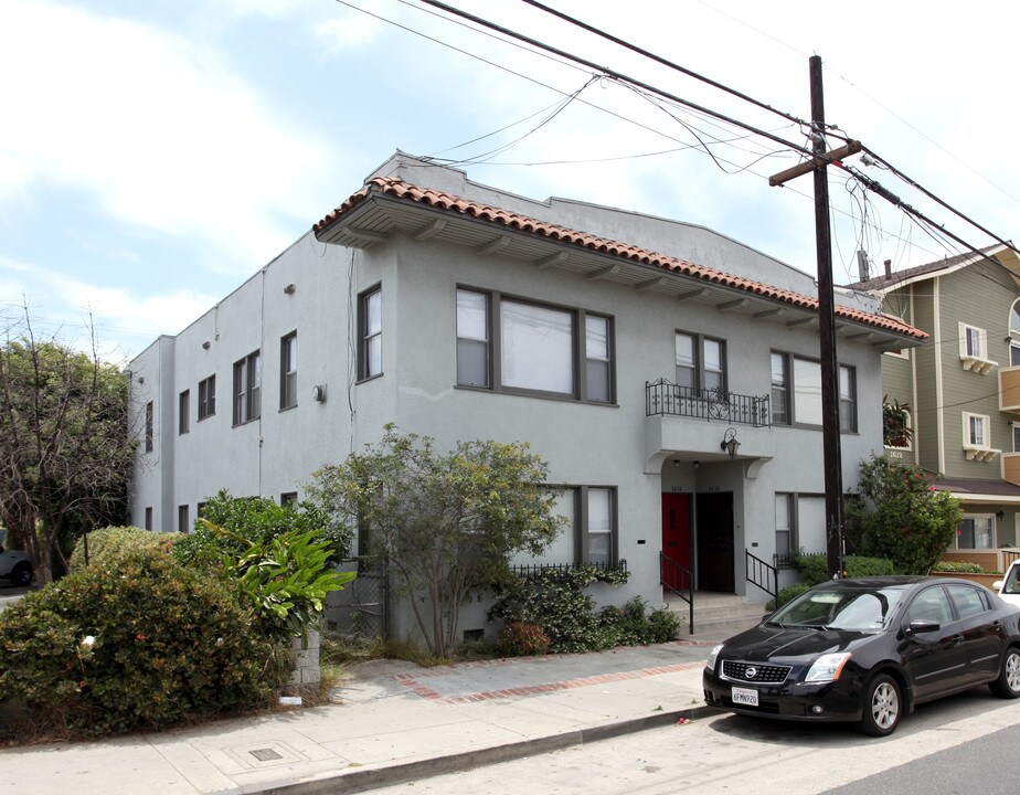 1616-1622 E 4th St in Long Beach, CA - Foto de edificio