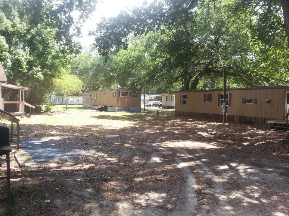 744 Helen Ave in Panama City Beach, FL - Building Photo