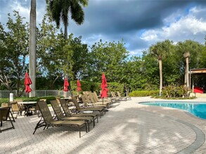 3400 NE 192nd St, Unit 503 in Miami, FL - Building Photo - Building Photo