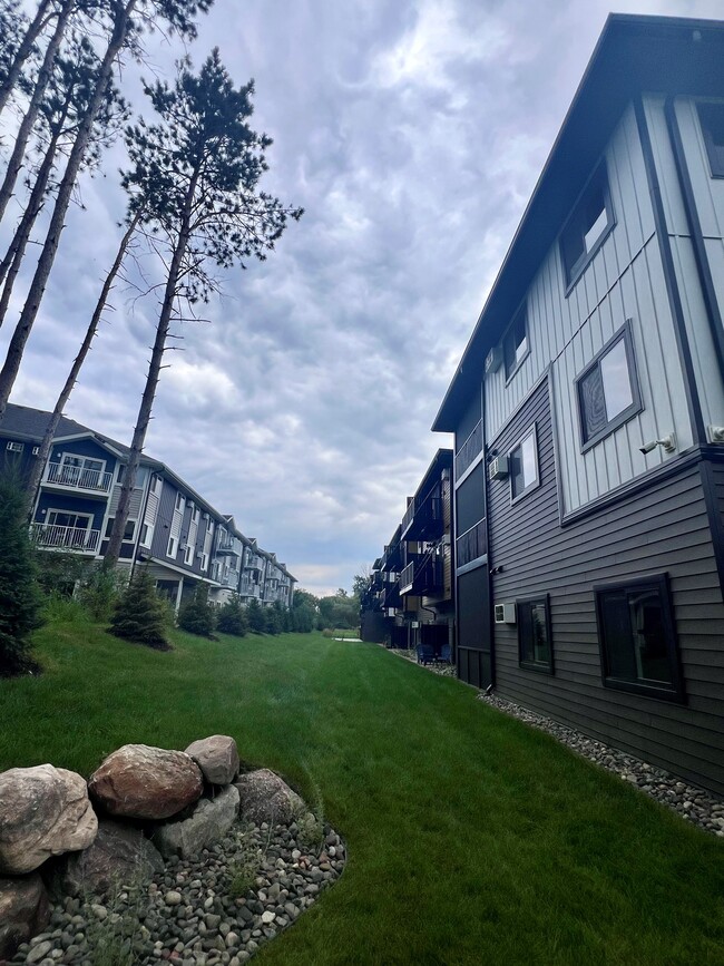 Princeton Residential Suites in Princeton, MN - Foto de edificio - Building Photo