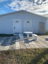 1908 S Ocean Shore Blvd in Flagler Beach, FL - Building Photo - Building Photo