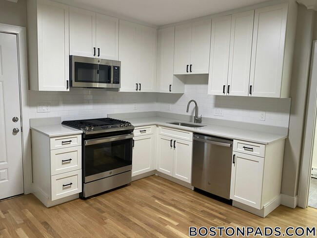 57 Hemman St in Boston, MA - Building Photo - Building Photo