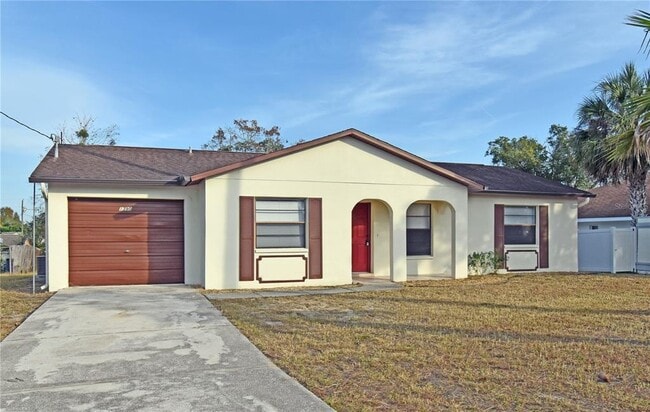 1390 Esmont Ave in Spring Hill, FL - Building Photo - Building Photo